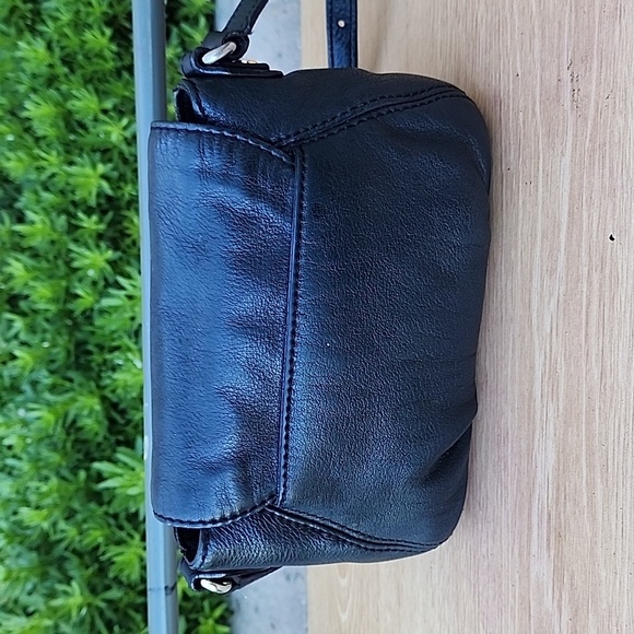 Authentic Michael Kors mini black crossbody - Picture 5 of 12